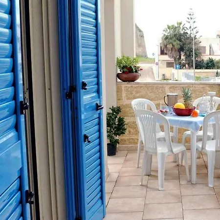 Residenza Giotto By Viaggianelsalento Apartmán *